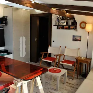 https://apt-5stars-loft-pilea.hotelschalkidiki.net